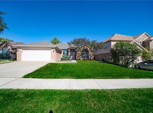 5685 Rockport Ln, Haltom City, TX 76137