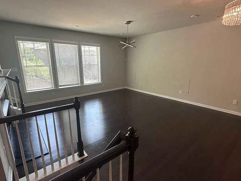 5098 Akbar Chase — Photo 26