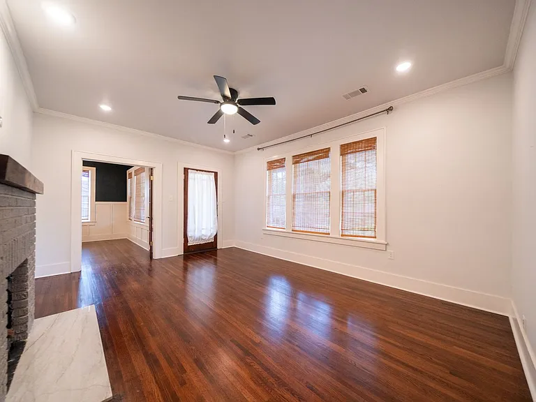 1431 Skyline Dr N — Photo 10