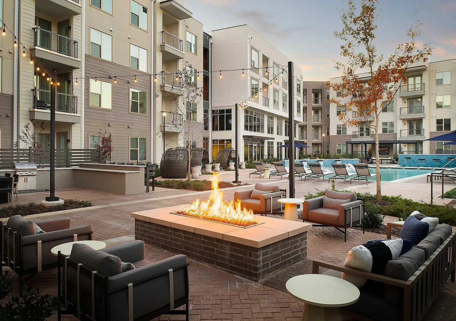The Caroline Eastside — Photo 2