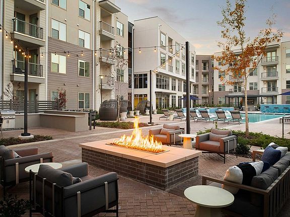 2nd image of 1735 N Greenville Ave #2139