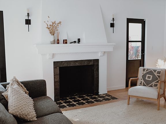 4th image of 5701 West Blvd
