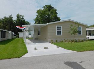 38134 Woodside Ln, Zephyrhills, FL 33542