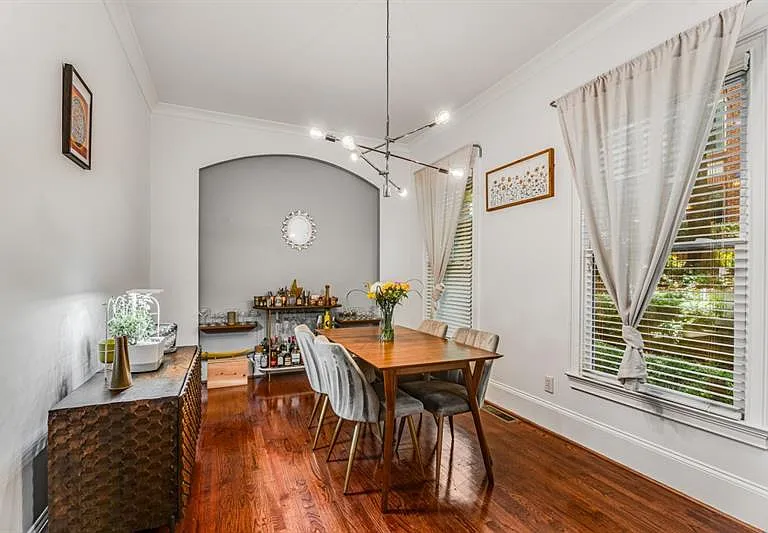 395 Laurent St NW #6 — Photo 5