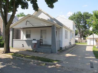 817 8th St NW, Grand Rapids, MI 49504