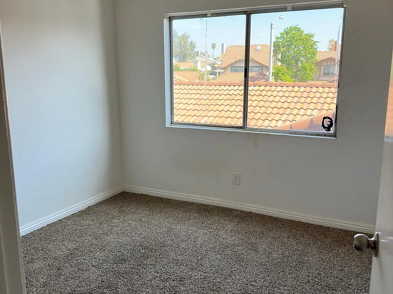 11876 Dream St — Photo 21