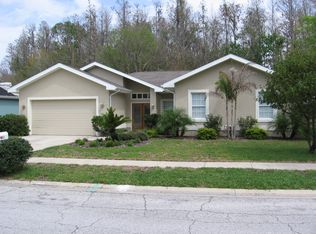 901 Centerwood Dr, Tarpon Springs, FL 34688