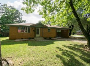 601 Cedar St, Springdale, AR 72764