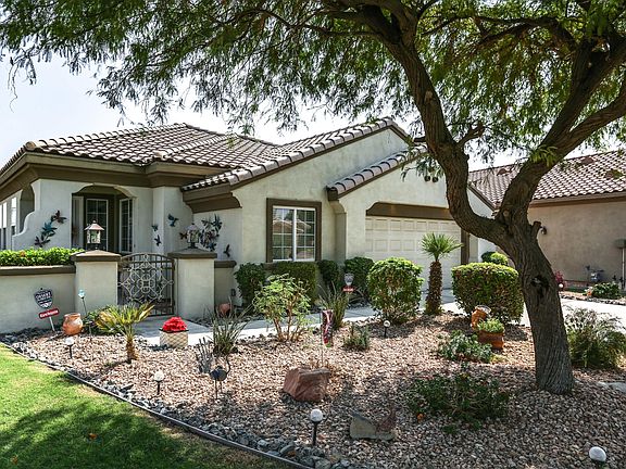 3rd image of 80594 Hoylake Dr