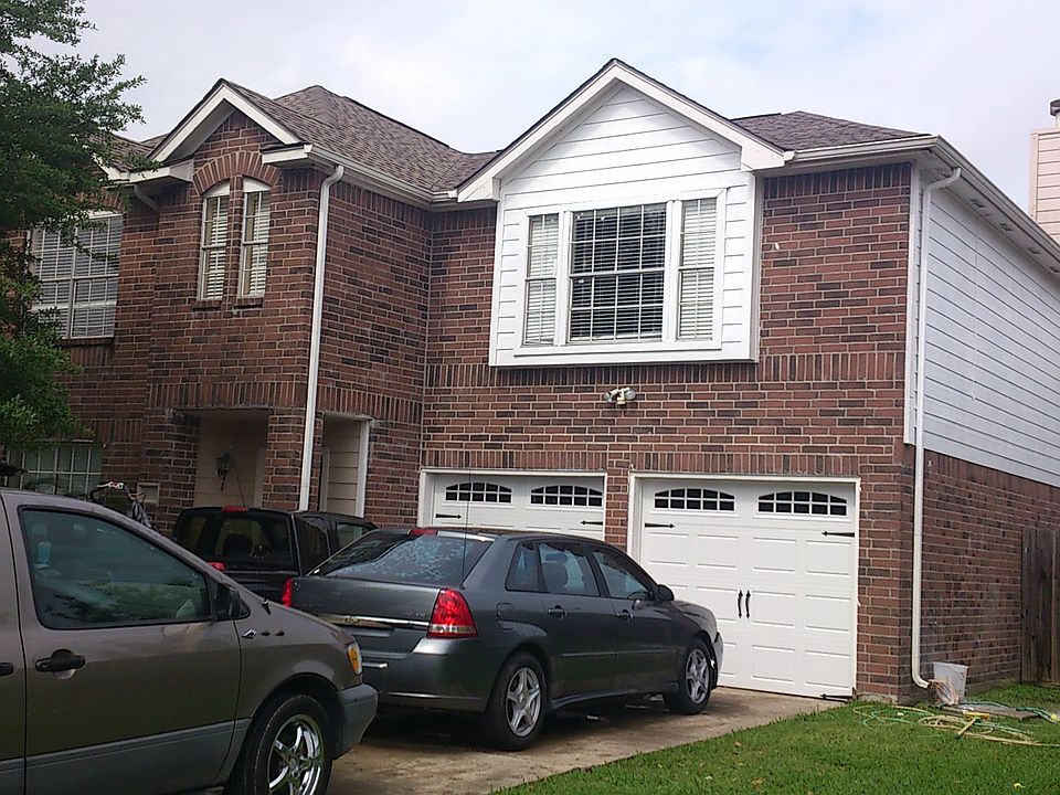 2nd image of 211 Savannah Moss Dr