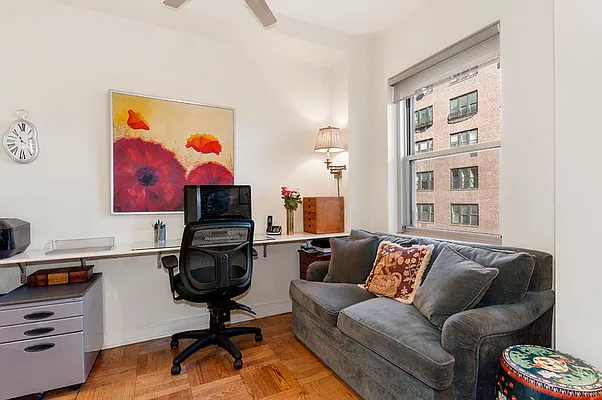 Sold by Ann Weintraub, Ltd. | media 4
