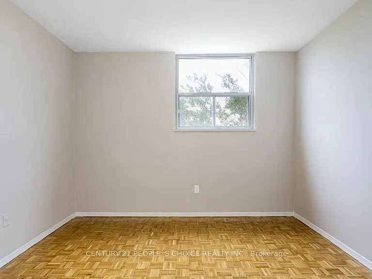 2250 Kennedy Rd #702 — Photo 10