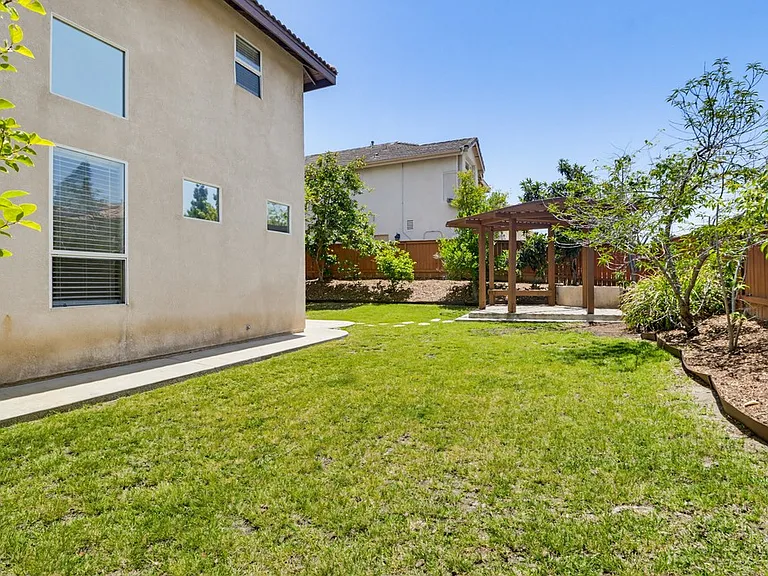1100 Corrales Ln — Photo 70