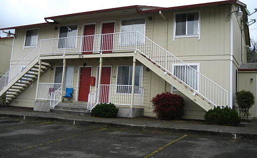 1st image of 779 NE Barnes Ave APT 4