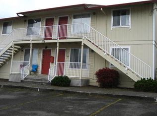 779 NE Barnes Ave APT 4, Roseburg, OR 97470