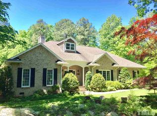 565 Chatham Dr, Chapel Hill, NC 27516