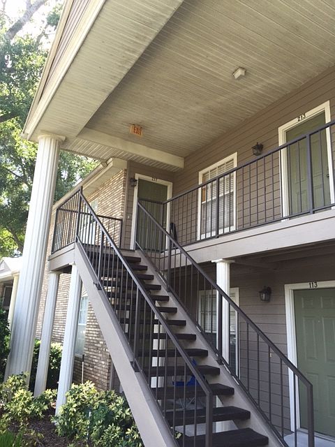 1st image of 109 Reserve Cir #207-1