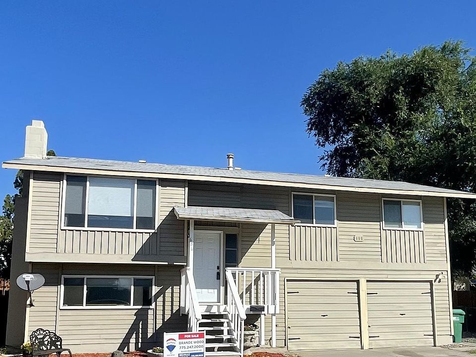 1st image of 686 E Quail St