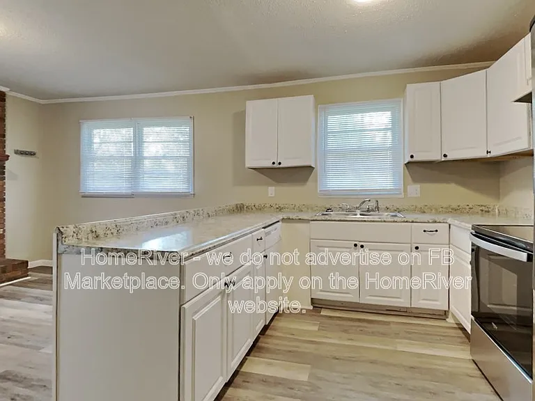 1613 Seven Oaks Pl — Photo 7