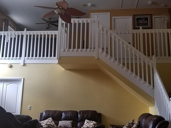 3rd image of 636 Somerstone Dr