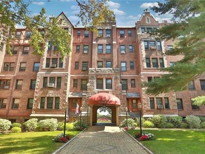 23 Old Mamaroneck Rd APT 4J, White Plains, NY, 10605