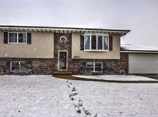 12540 W 105th St, Saint John, IN 46373