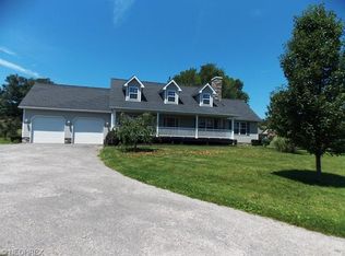 5341 Columbus Rd NE, Louisville, OH 44641