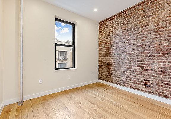 5th image of 517 W 180th St #205