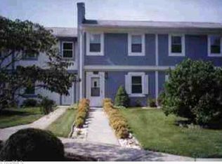 5721 Bramblegate Rd UNIT E, Greensboro, NC 27409