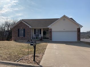707 Olivia Ct, New Haven, MO 63068
