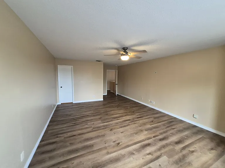7314 Justino Trl — Photo 36