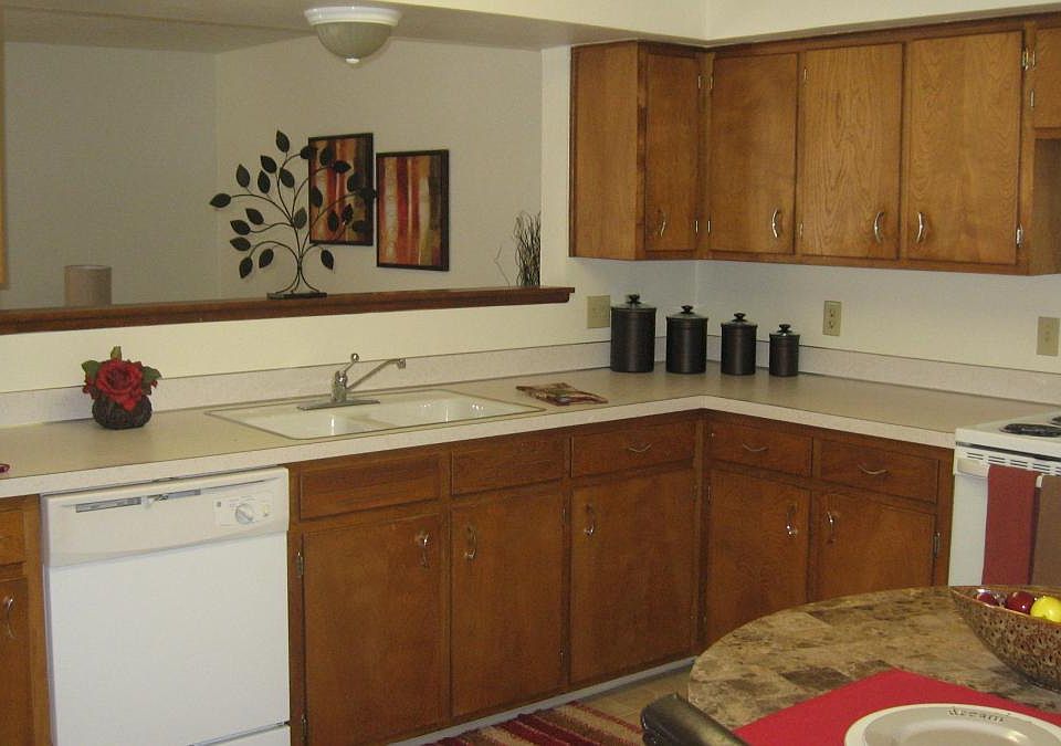 Large eat-in kitchen