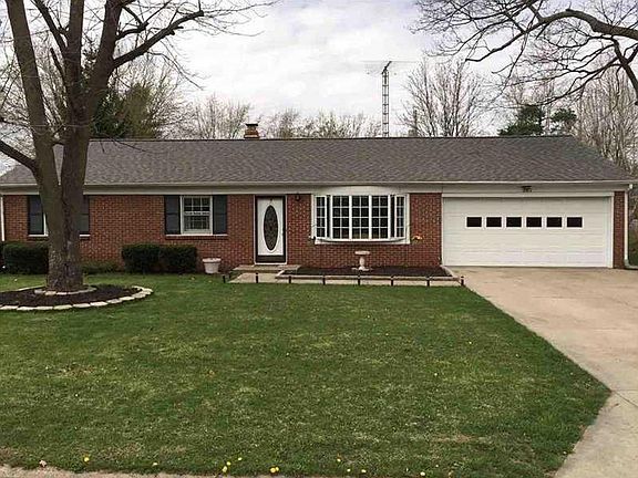 3rd image of 2312 W Cambridge Dr