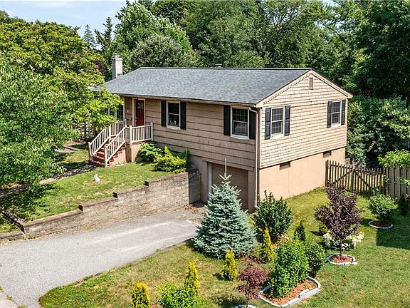 4th image of 41 Mount View Ave
