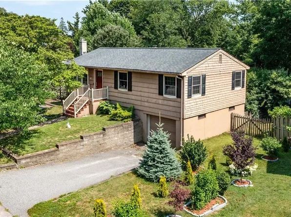 41 Mount View Ave, North Kingstown, RI 02852