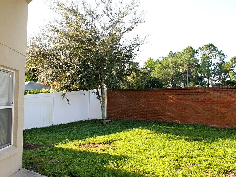 9902 Brodbeck Blvd — Photo 5