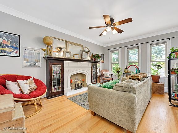 2nd image of 4329 N Richmond St #3