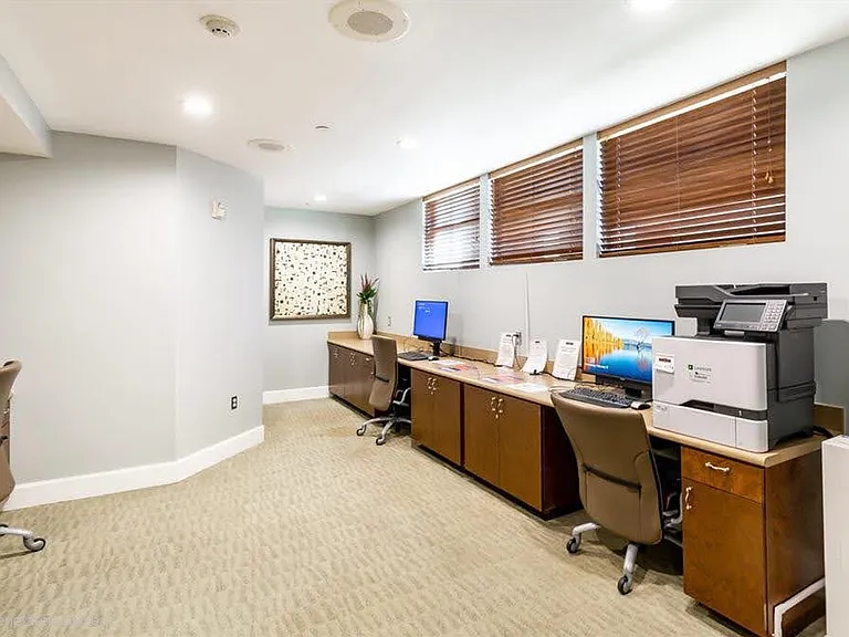 100 S Alameda St #120 — Photo 13