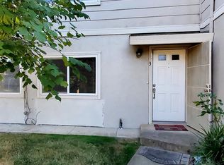 5317 Manzanita Ave APT 3, Carmichael, CA 95608