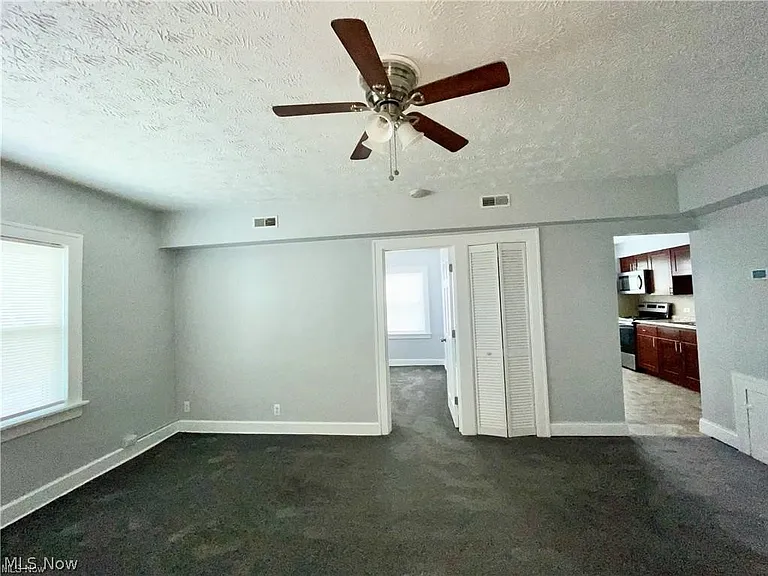 13501 Lakewood Heights Blvd #3 — Photo 12