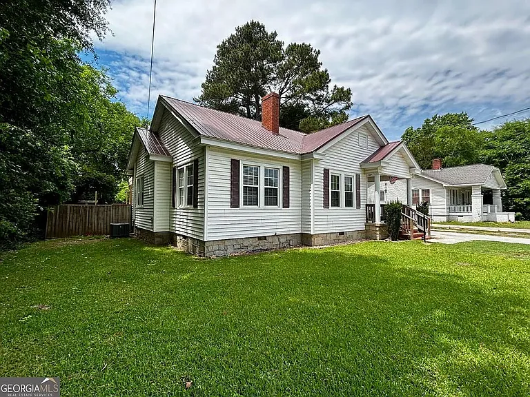 259 N Oliver St #A — Photo 2