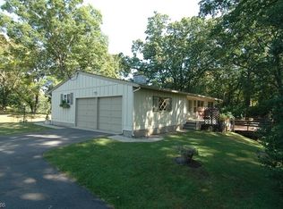 9 Fox Ridge Rd, Sparta, NJ 07871