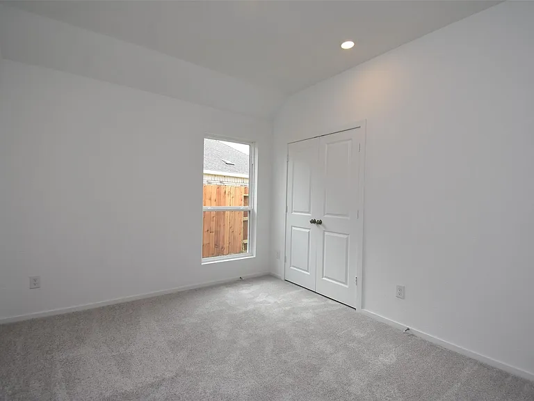 6303 Golden Seaton Dr — Photo 20