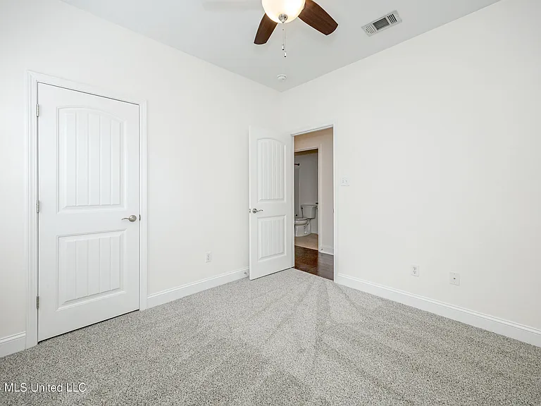 931 Old Towne St — Photo 34