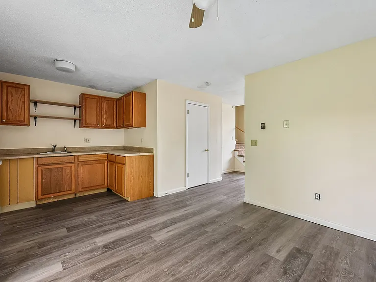 54 Buckridge Rd — Photo 11