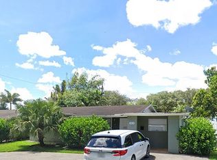 9424 SW 51st Ct, Cooper City, FL 33328