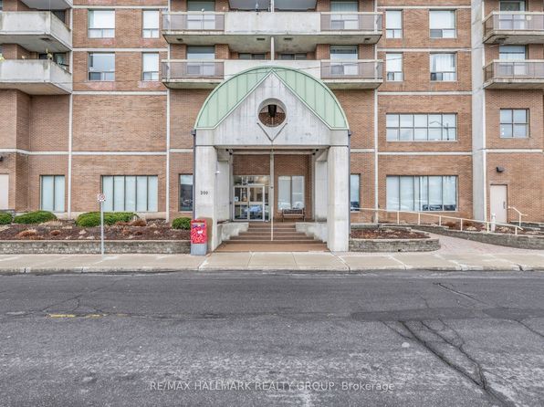200 Lafontaine Ave #605, Ottawa, ON K1L 8K8