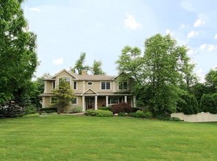 9 Overhill Ln, New City, NY 10956