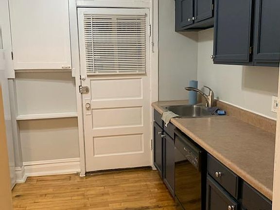 5th image of 217B Washington Blvd #2S