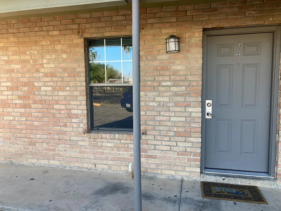 2918 Thurman St #1